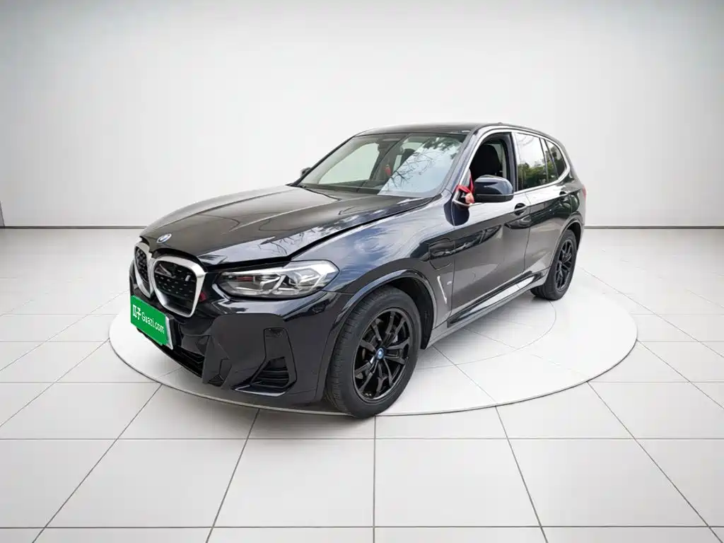 BMW iX3 — миниатюра 2