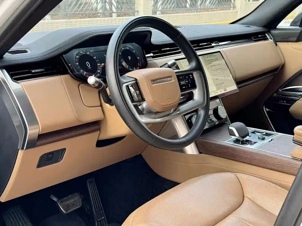 Land Rover Range Rover — миниатюра 5