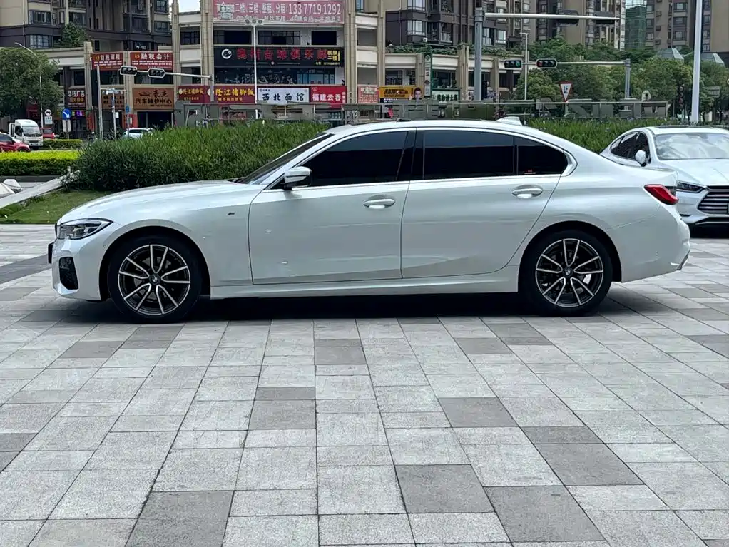BMW 3 Series — миниатюра 5