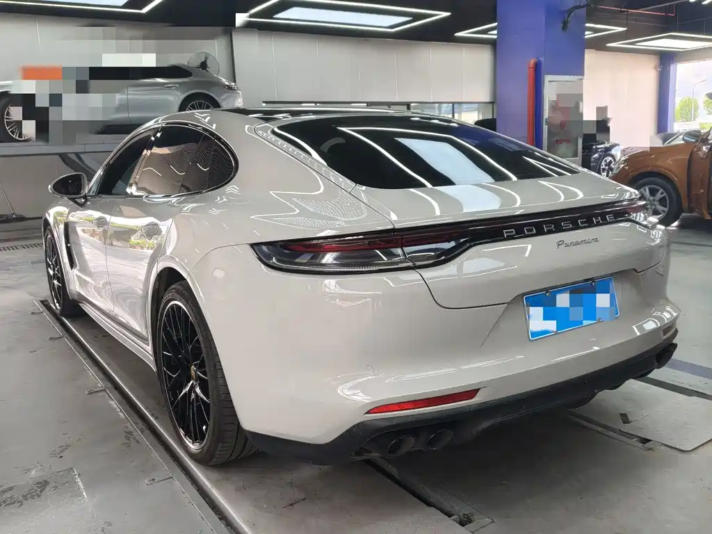 Porsche Panamera — миниатюра 14