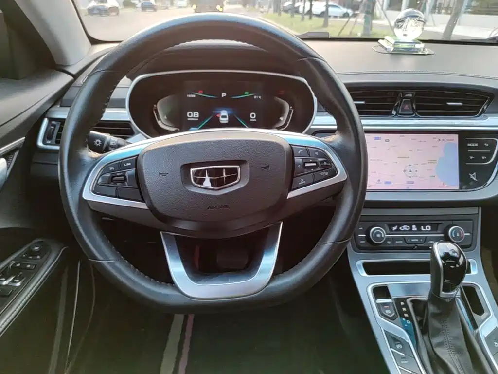 Geely Emgrand — миниатюра 11