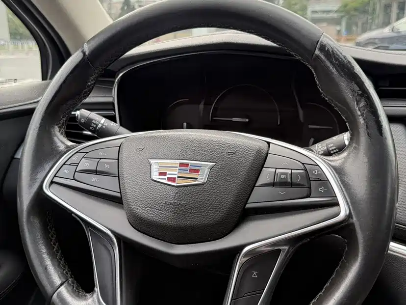 Cadillac XT5 — миниатюра 15