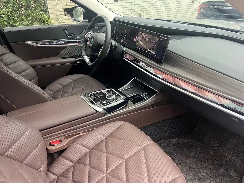 BMW 7 Series 7 2023 735Li M Sport