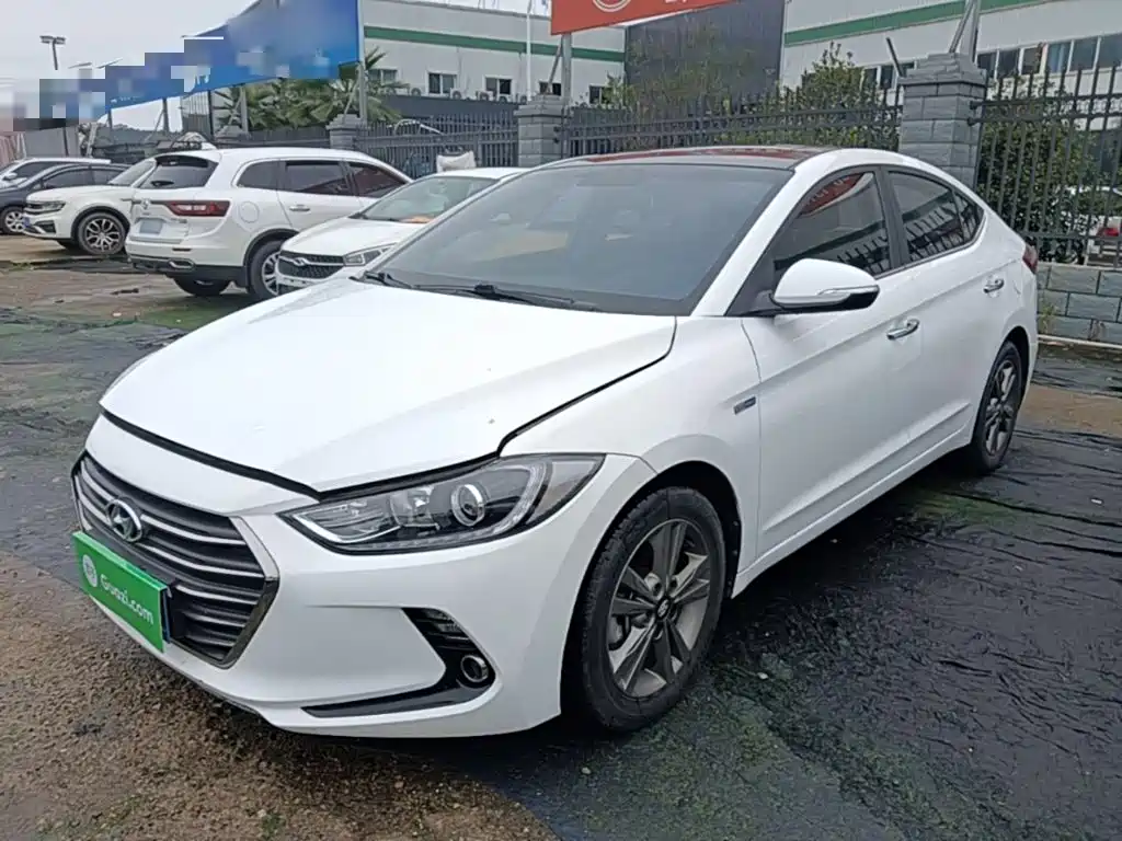 Hyundai Elantra — миниатюра 2