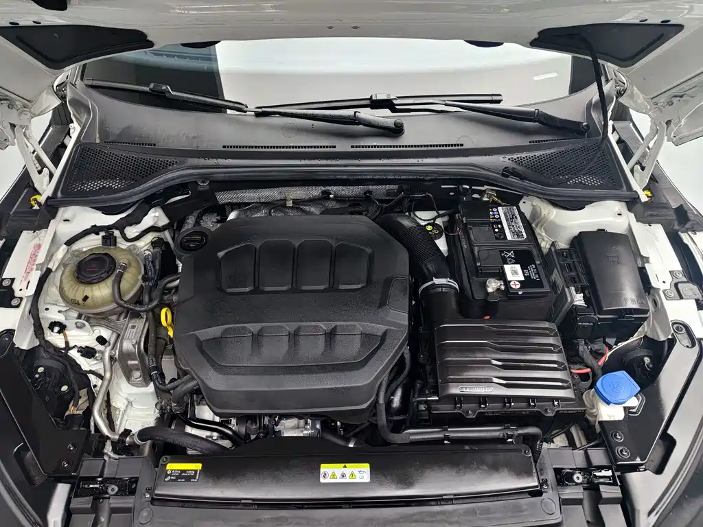 Volkswagen CC — миниатюра 11
