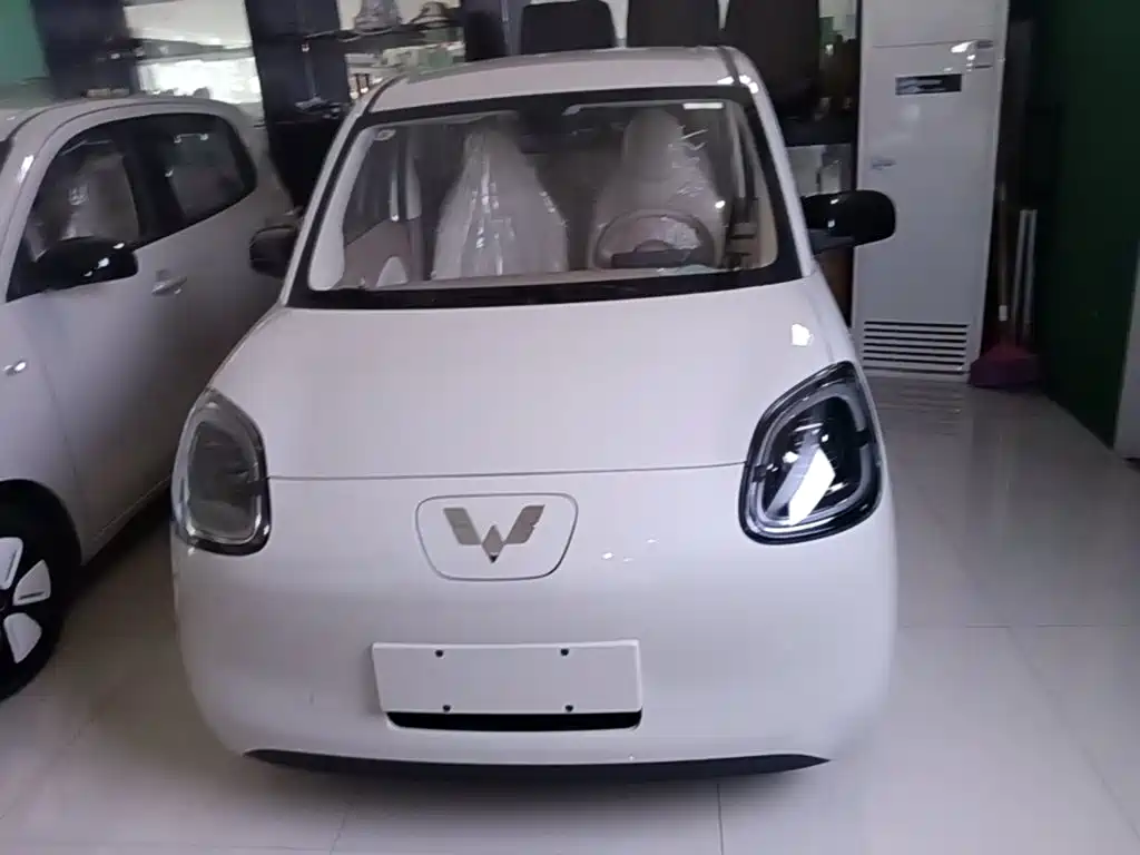 Wuling MINIEV — миниатюра 3
