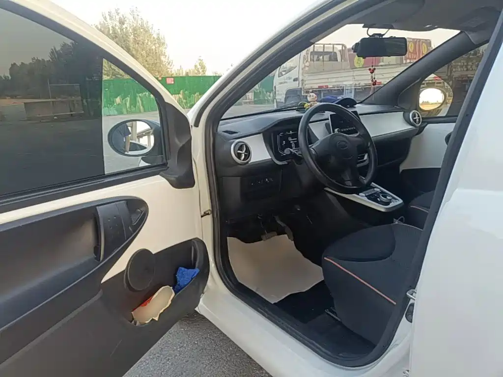 BYD e1 — миниатюра 16