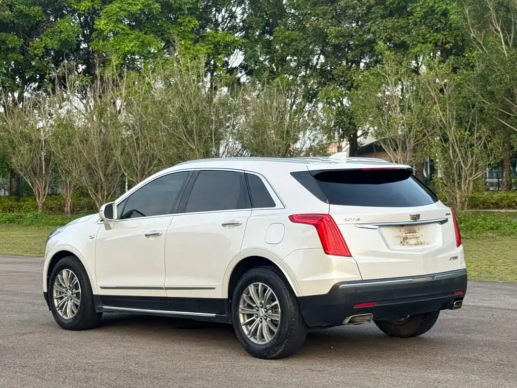 Cadillac XT5 — миниатюра 7