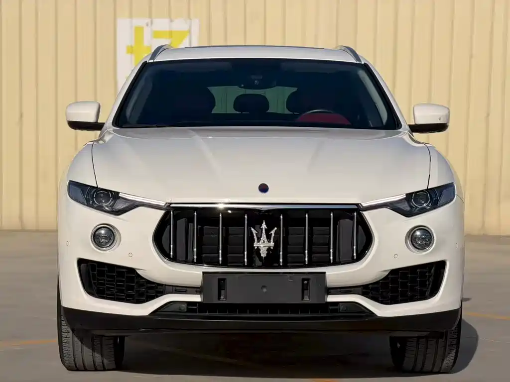Maserati Levante — миниатюра 2
