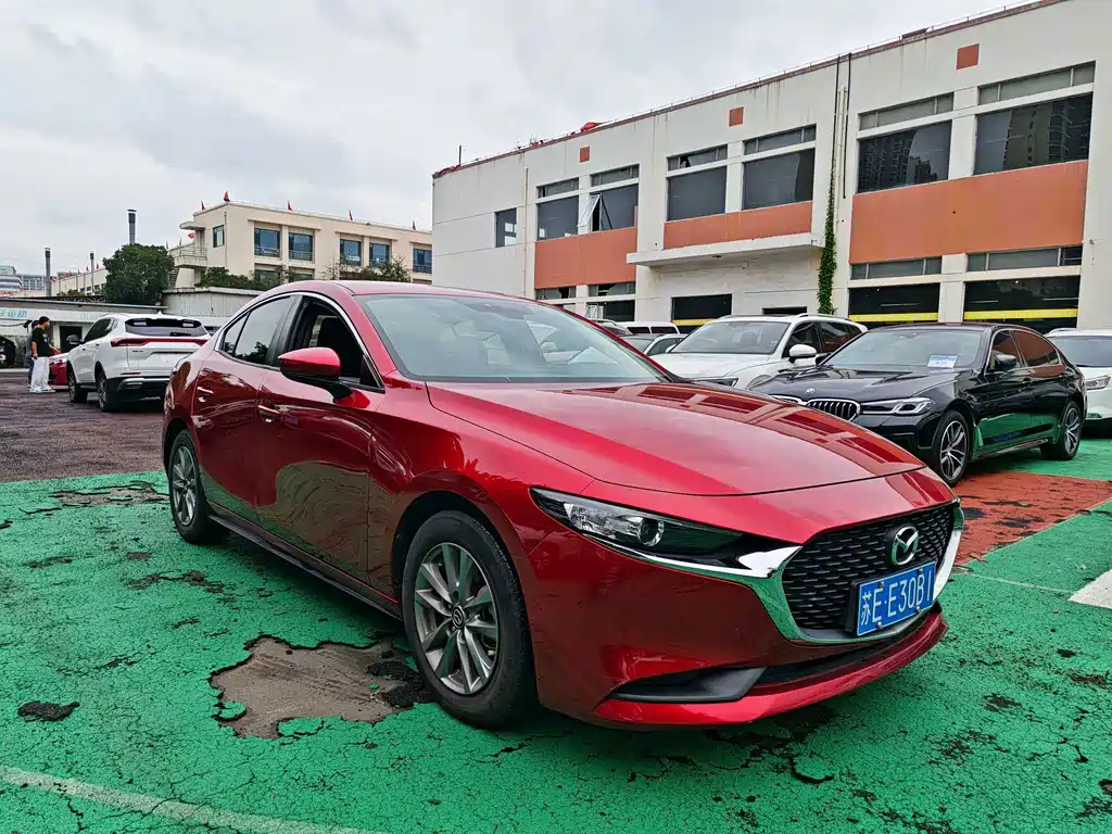 Mazda 3 Axela — миниатюра 4