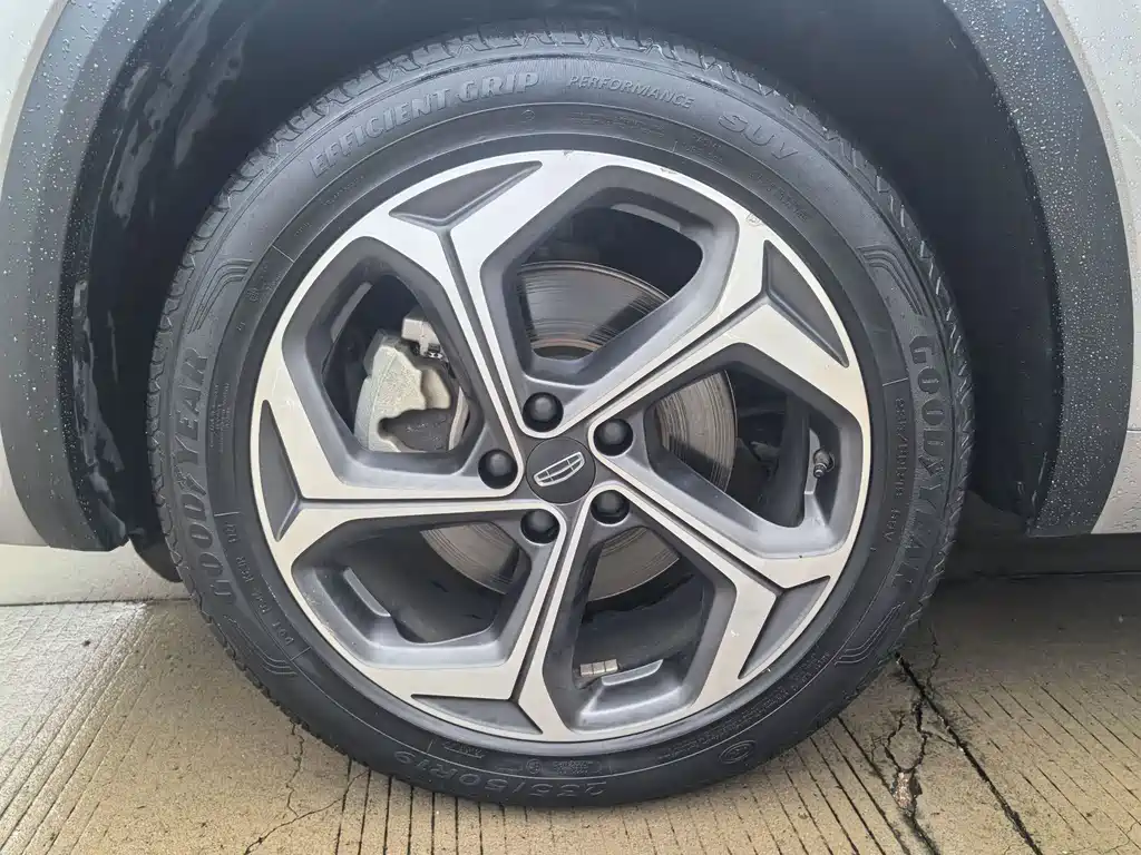 Geely Xingyue L — миниатюра 34