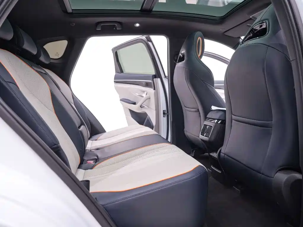 BYD PLUS New Energy — миниатюра 25