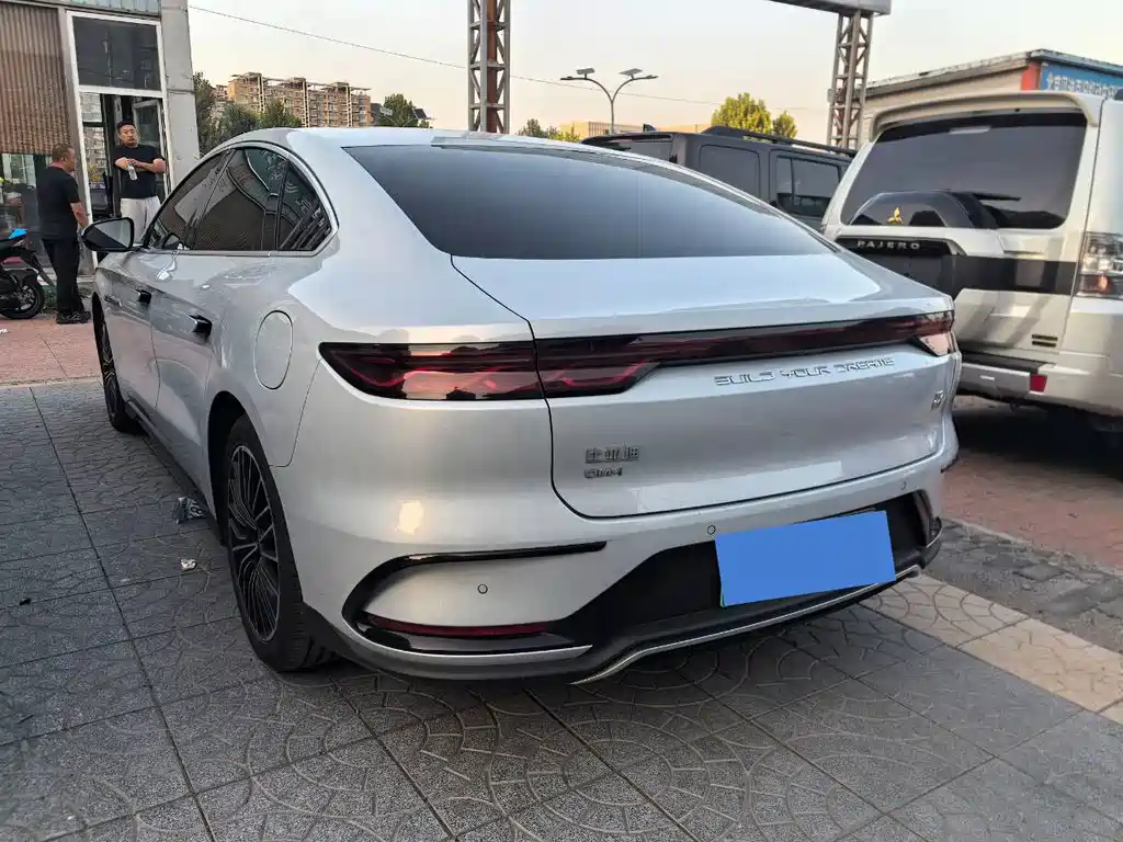 BYD Han — миниатюра 4