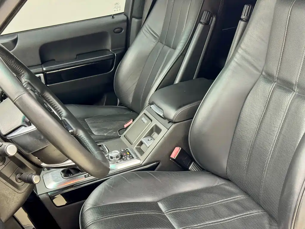 Land Rover Range Rover 2010 3.6 TDV8 HSE