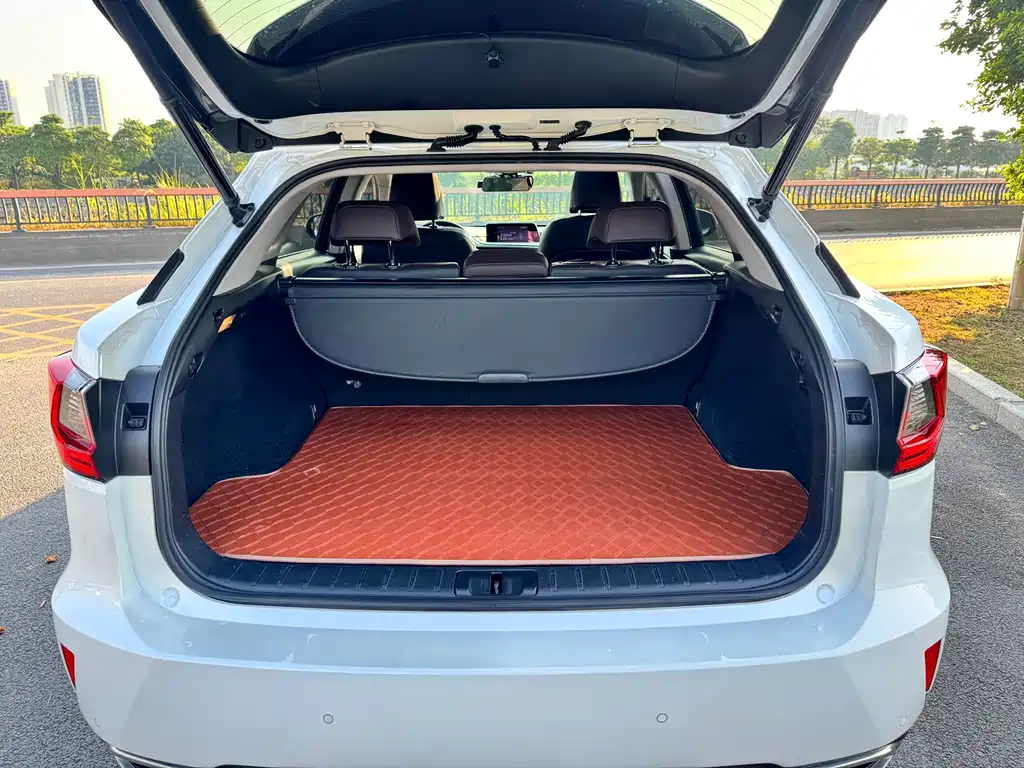 Lexus RX — миниатюра 7