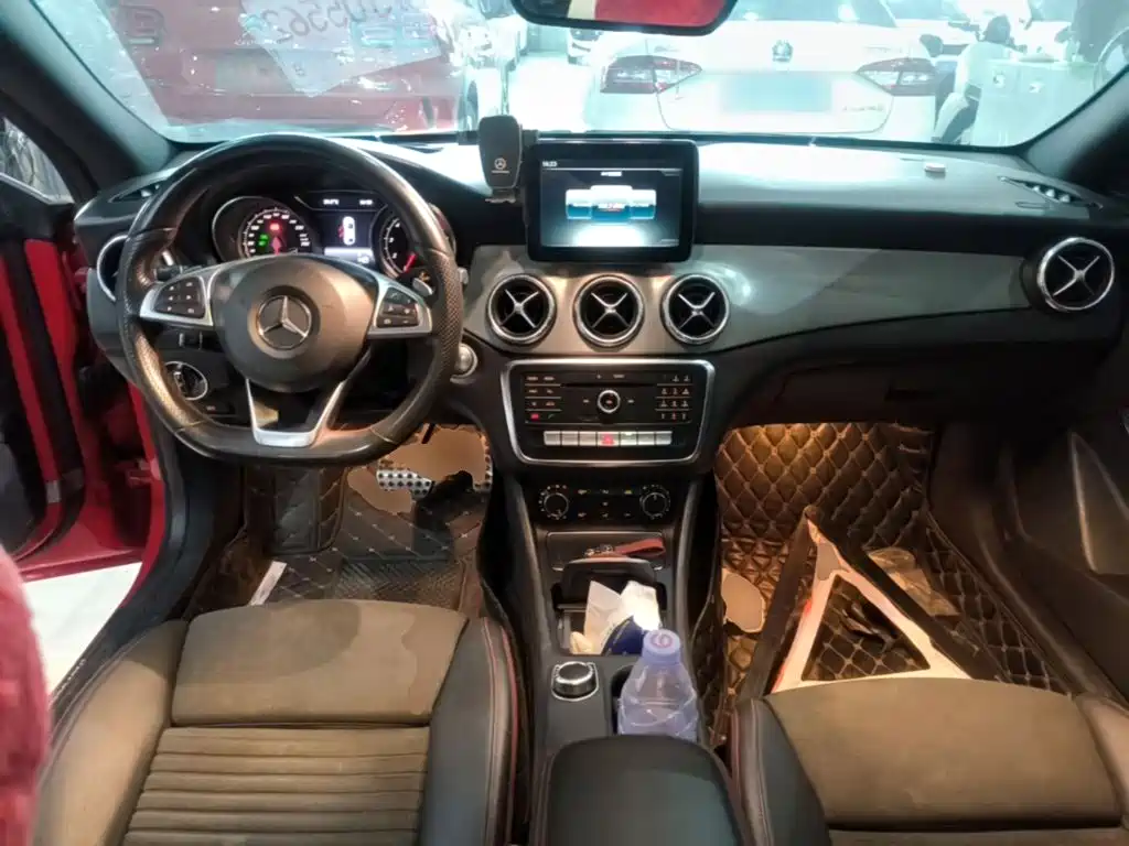Mercedes-Benz CLA (Import) — миниатюра 10
