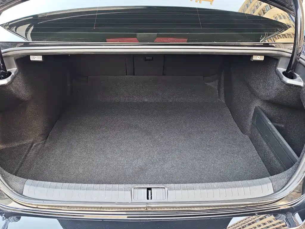 Volkswagen Magotan — миниатюра 6