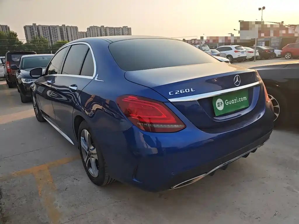 Mercedes-Benz C-Class — миниатюра 5