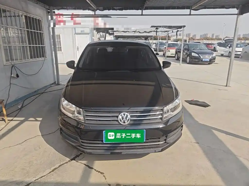 Volkswagen Santana — миниатюра 3