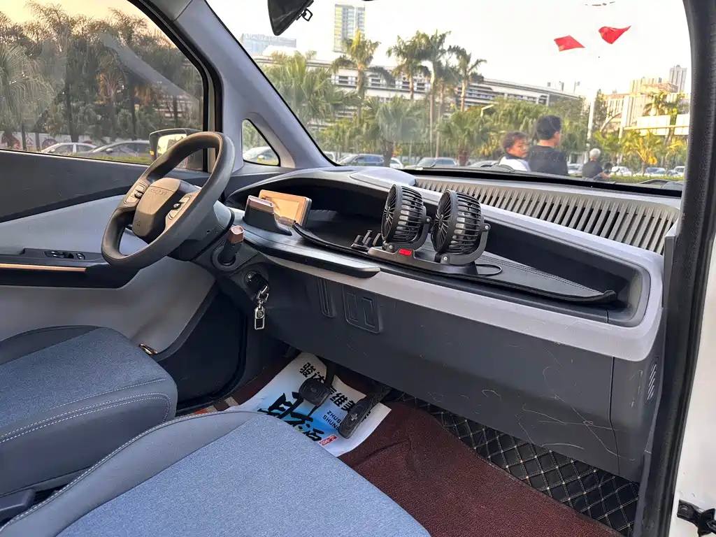 Baojun E200 — миниатюра 15