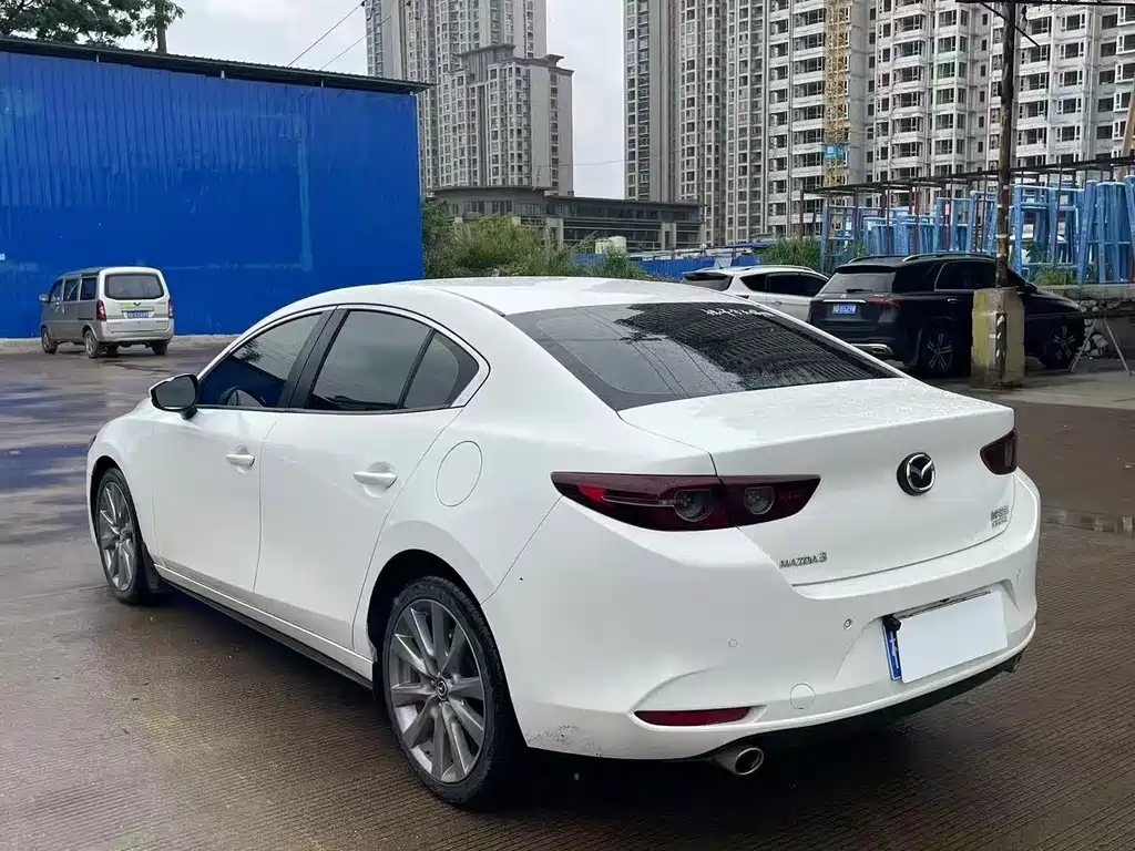 Mazda 3 Axela — миниатюра 6