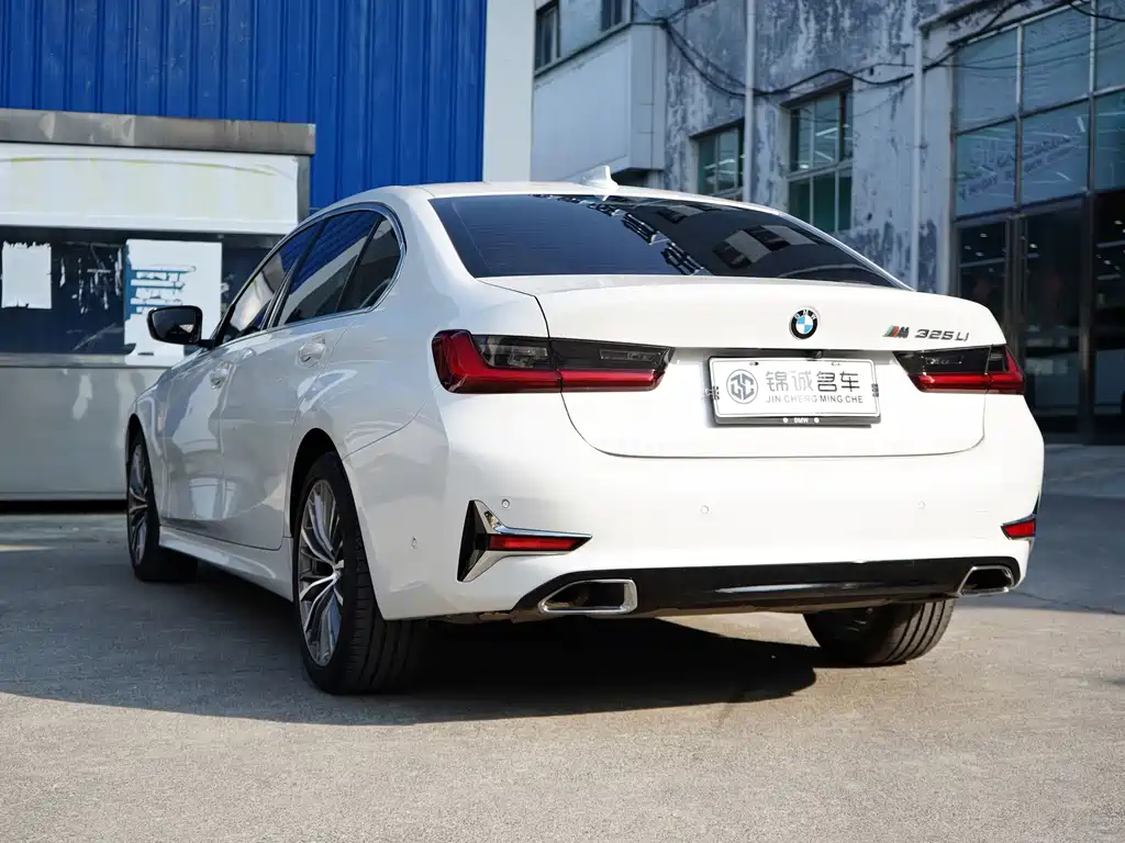 BMW 3 Series — миниатюра 7
