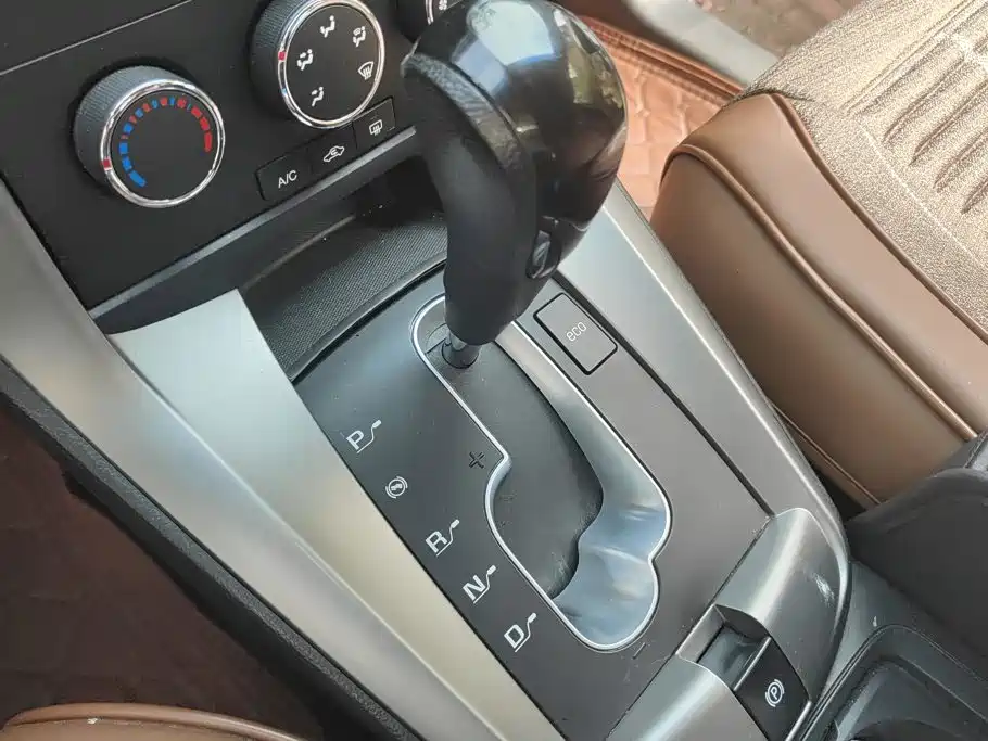 Chevrolet Captiva — миниатюра 16