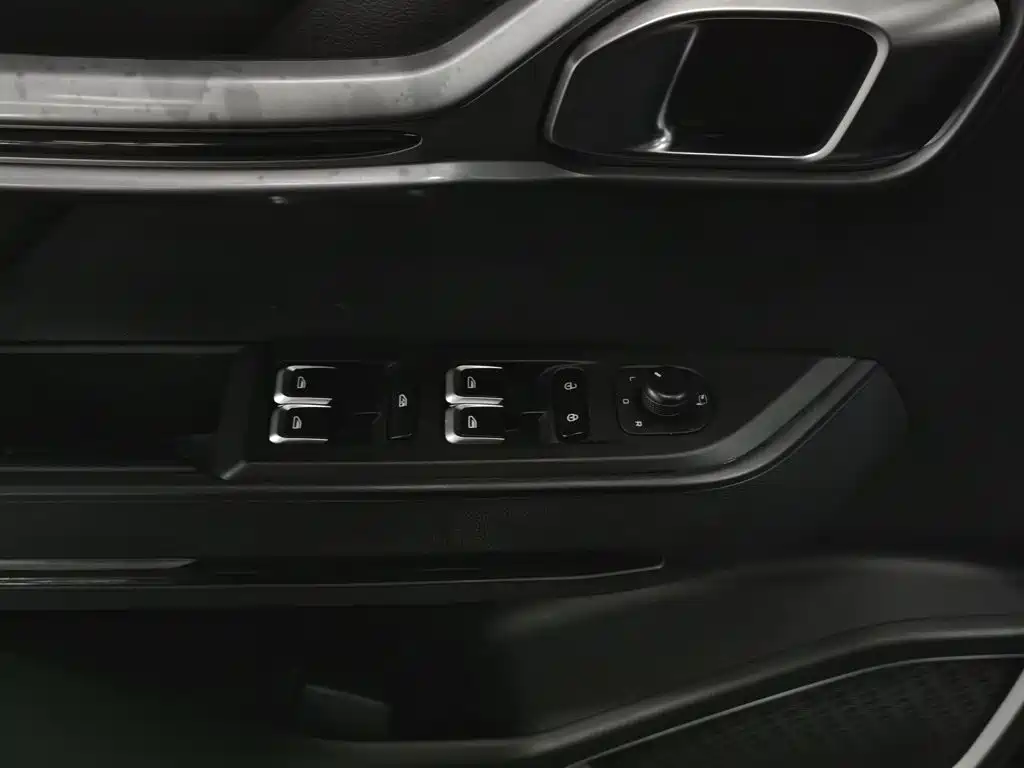Geely Haoyue — миниатюра 9
