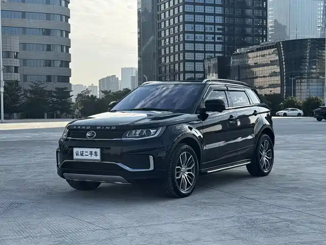 LU FENG LUFENG X7 2018