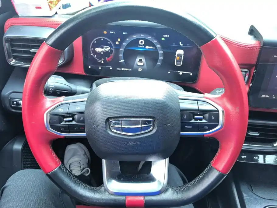 Geely Icon — миниатюра 15
