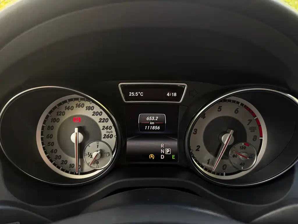 Mercedes-Benz GLA — миниатюра 10