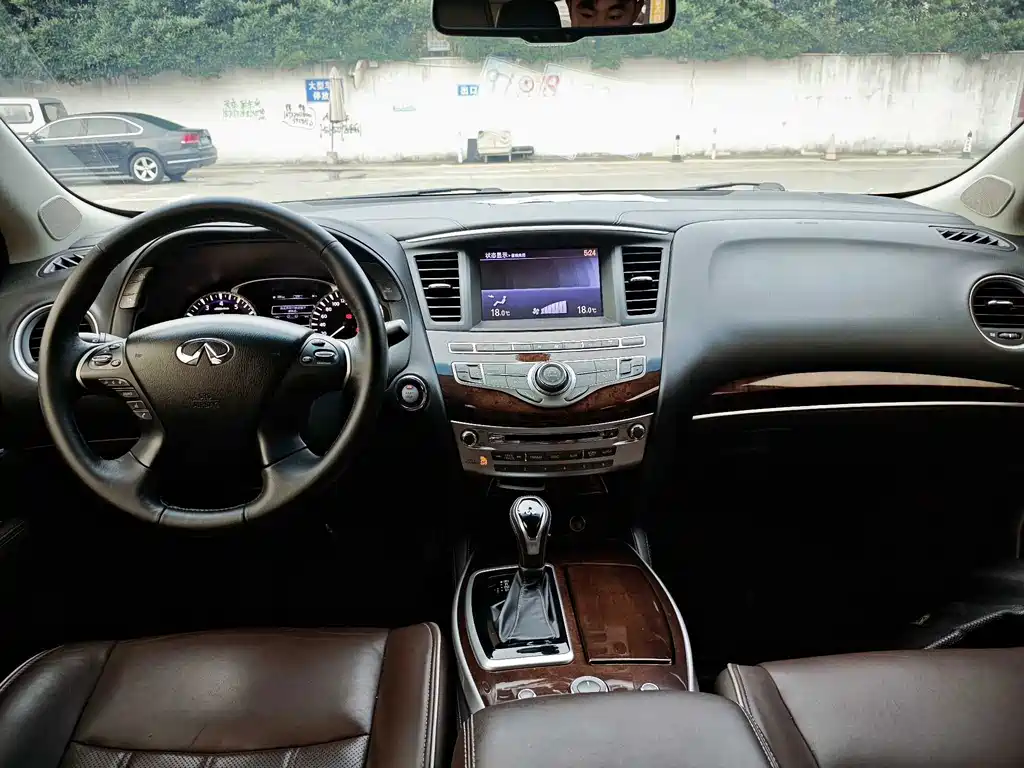 Infiniti QX60 (Import) — миниатюра 6