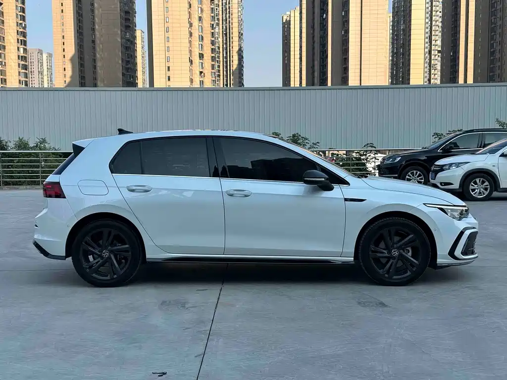 Volkswagen Golf — миниатюра 8