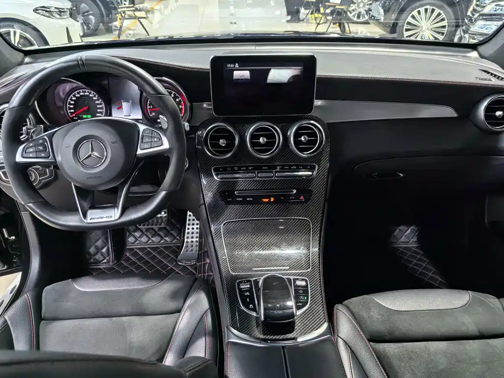 Mercedes-Benz GLC AMG — миниатюра 12