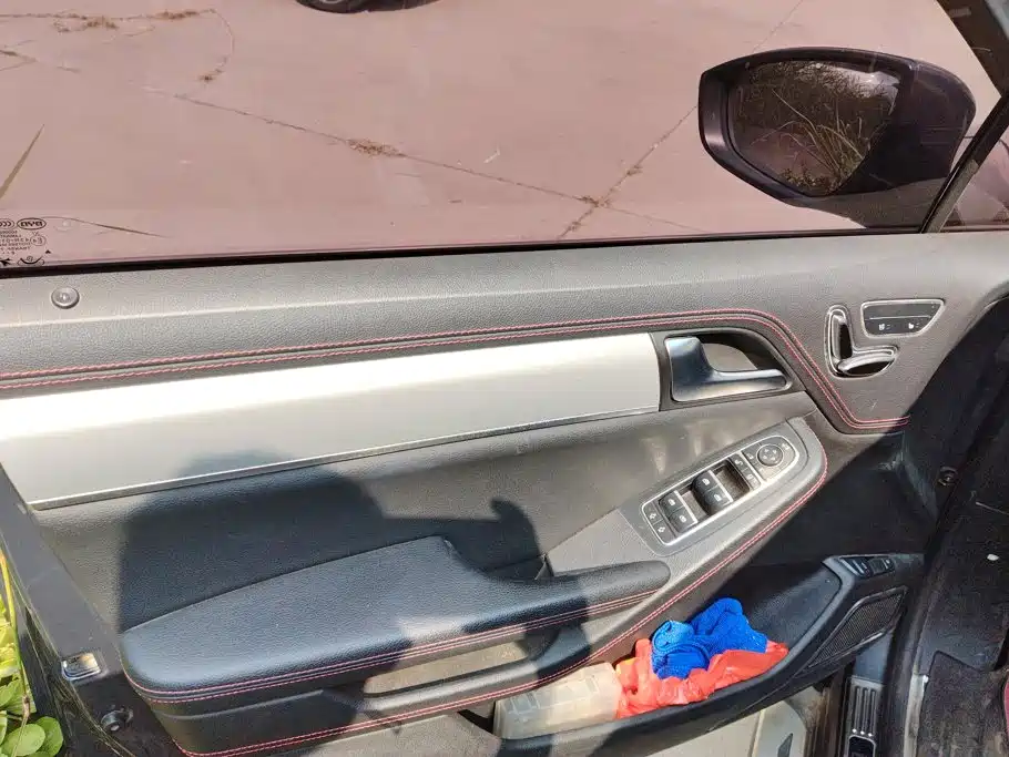 BYD Tang New Energy — миниатюра 7