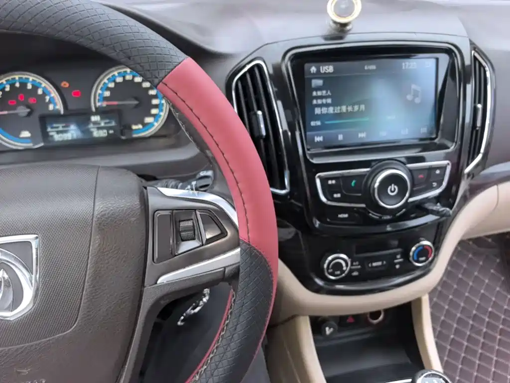 Baojun 730 — миниатюра 10