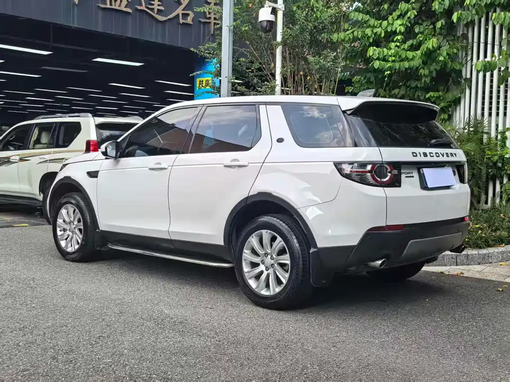 Land Rover Discovery Sport — миниатюра 13