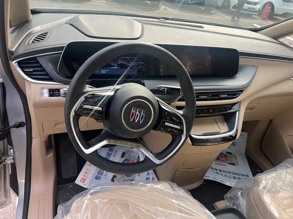 BUICK GL8 NEW ENERGY