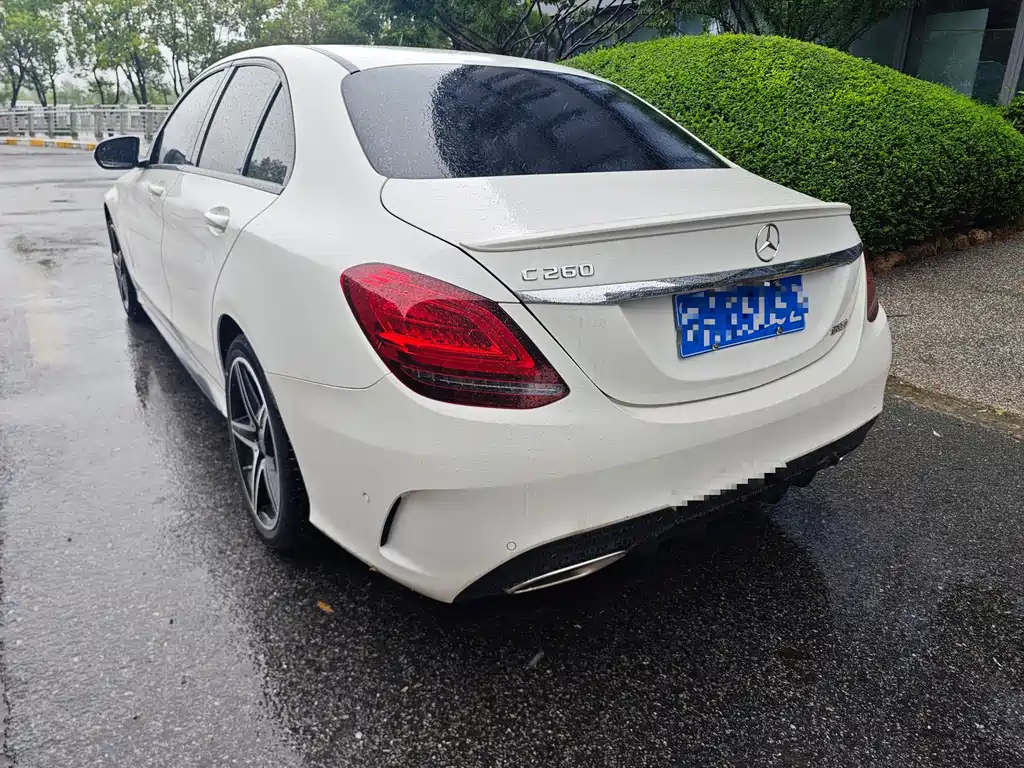 Mercedes-Benz C-Class — миниатюра 5