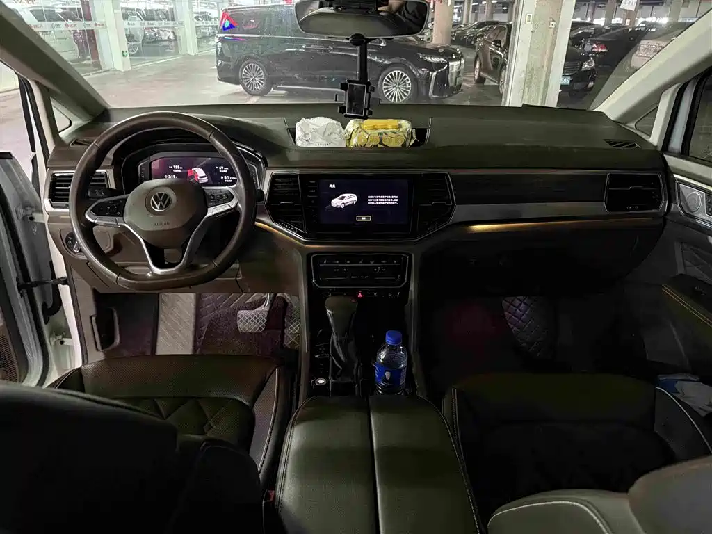 Volkswagen Viloran — миниатюра 5