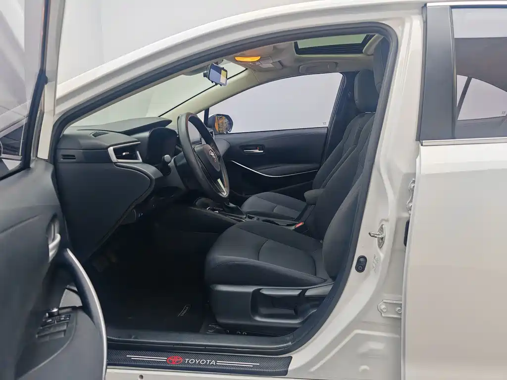 Toyota Corolla — миниатюра 14