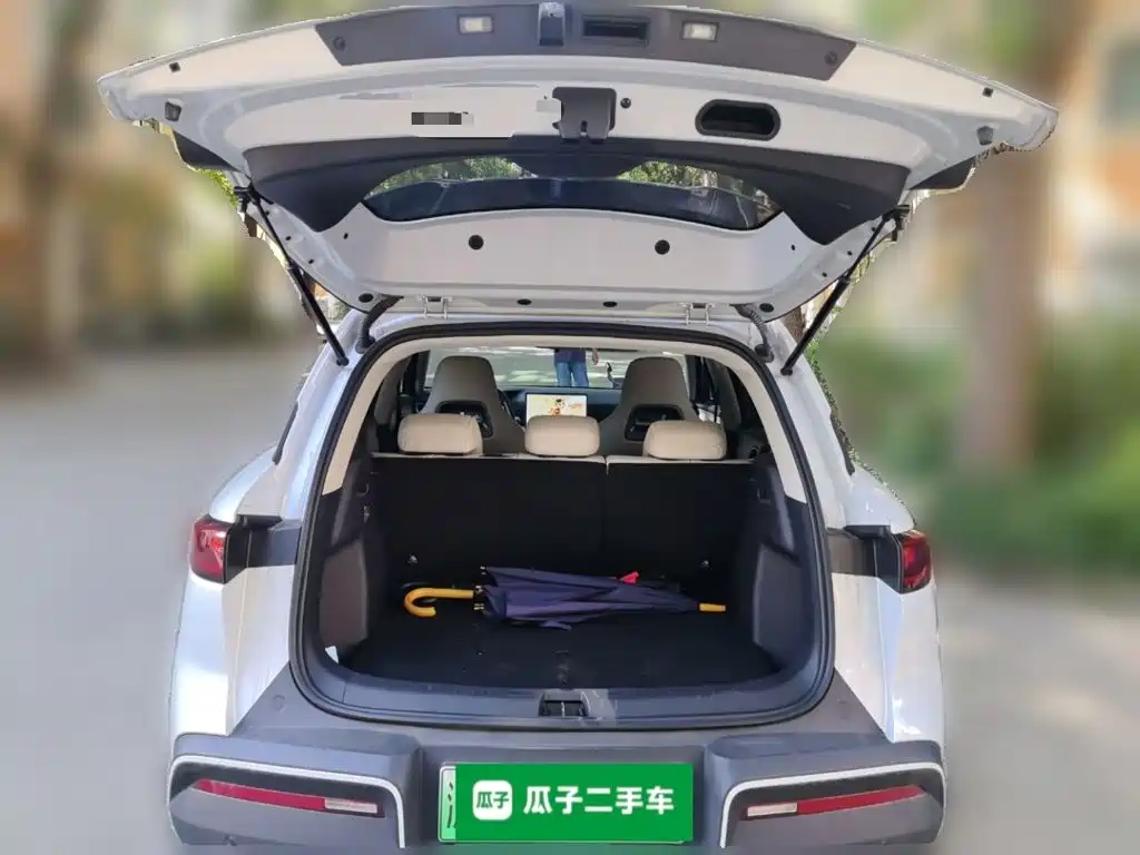 BYD Yuan UP — миниатюра 10