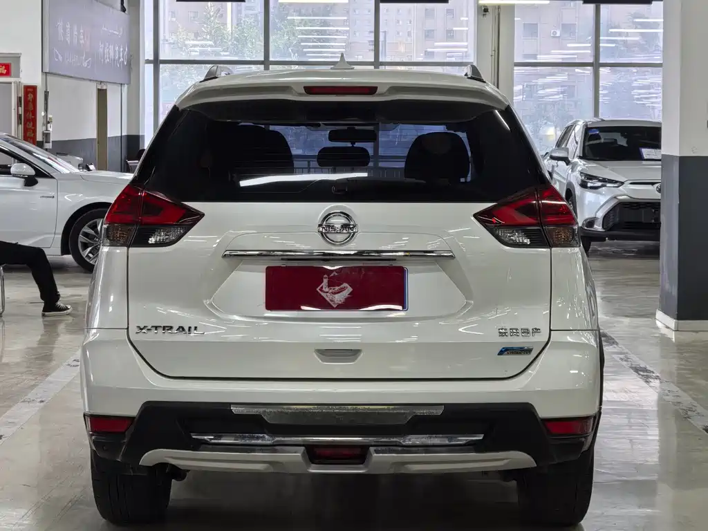 Nissan X-Trail — миниатюра 15