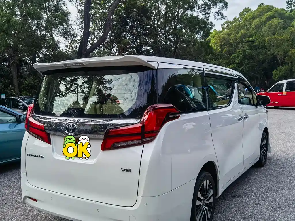 Toyota Alphard 2018 3.5L Luxury