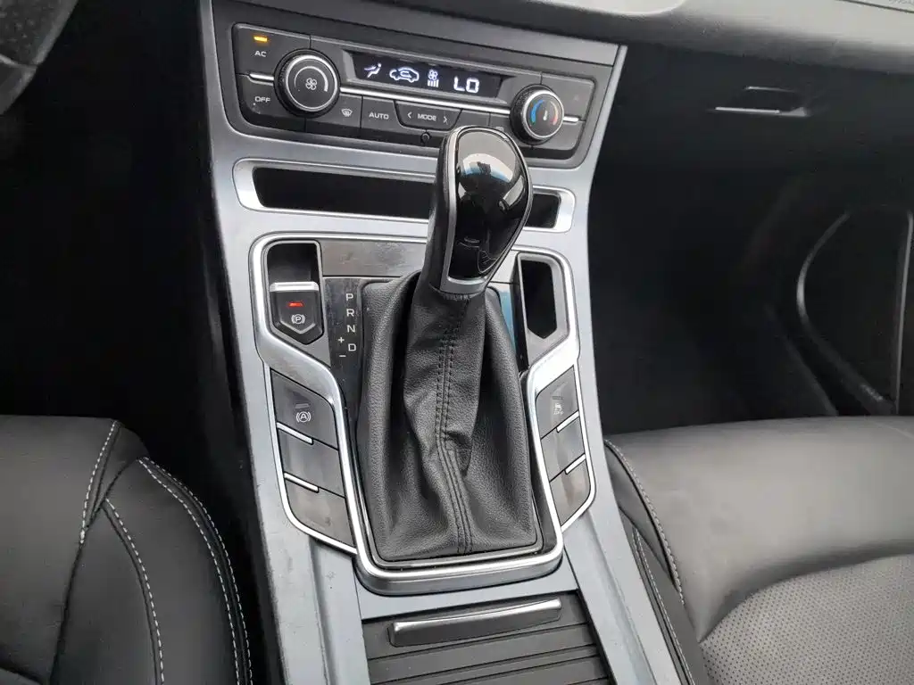 Geely Emgrand — миниатюра 13
