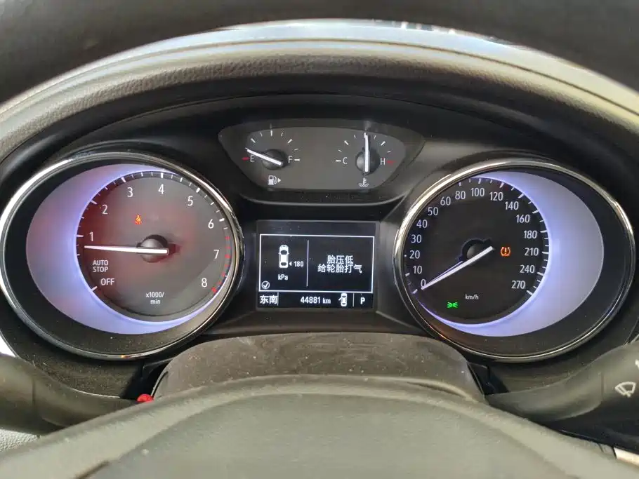 Buick Verano — миниатюра 14