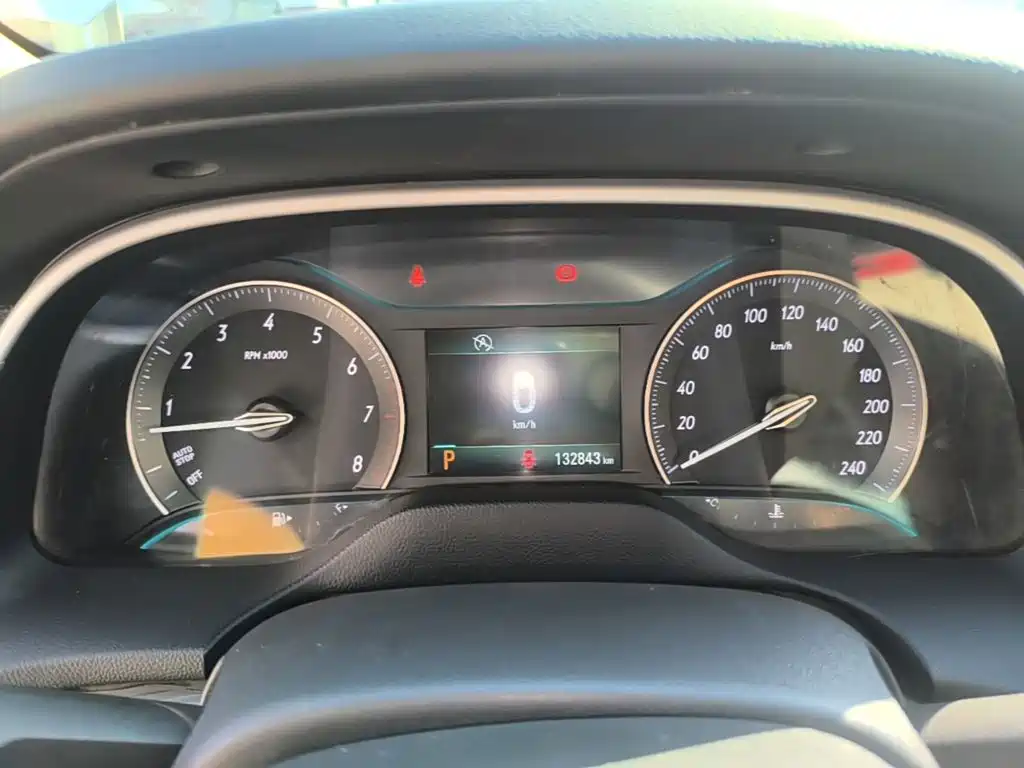 Buick Excelle — миниатюра 12