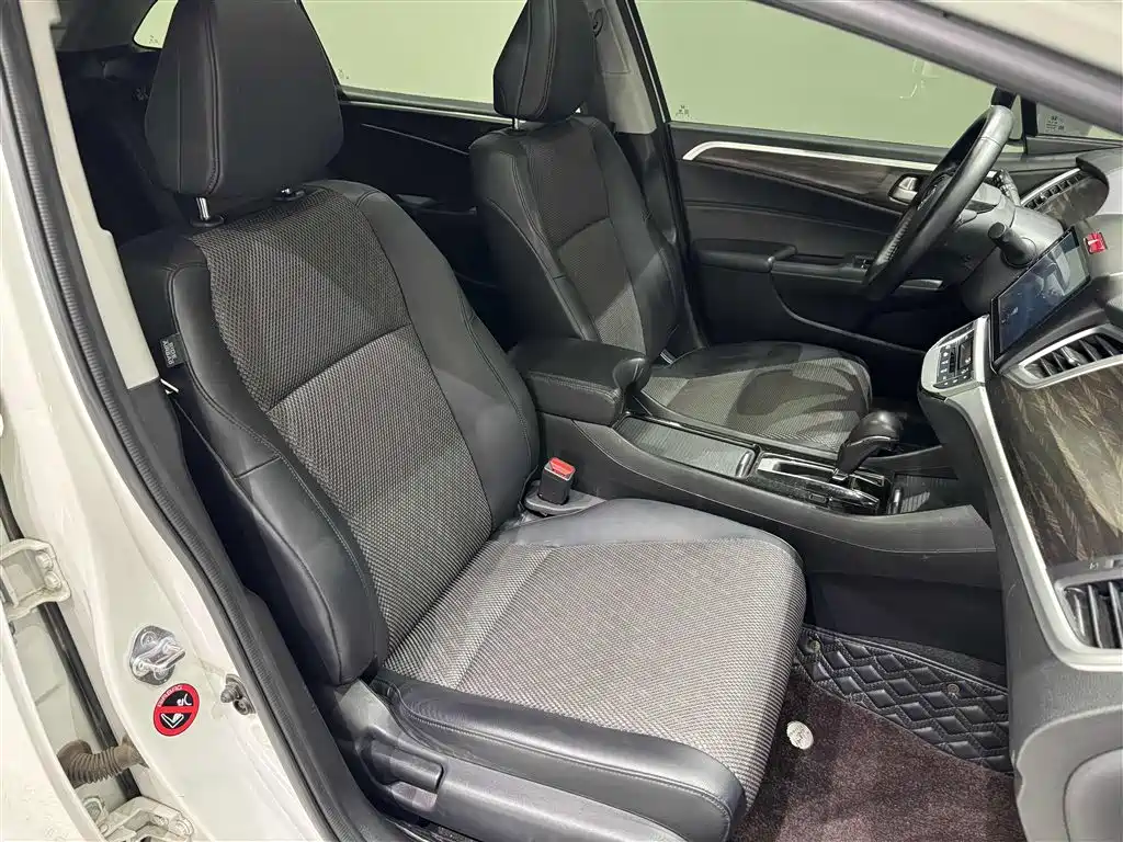 Honda Jade — миниатюра 28