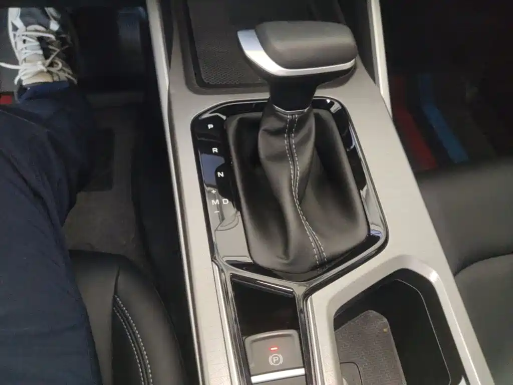 Geely Emgrand — миниатюра 14