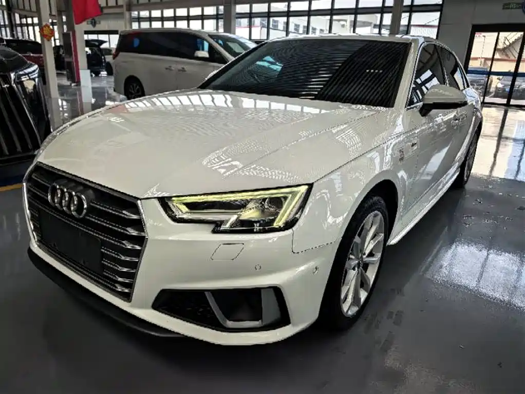 Audi A4L 2019